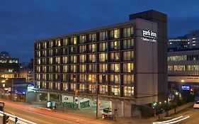 Park Inn & Suites by Radisson Vancouver, Bc